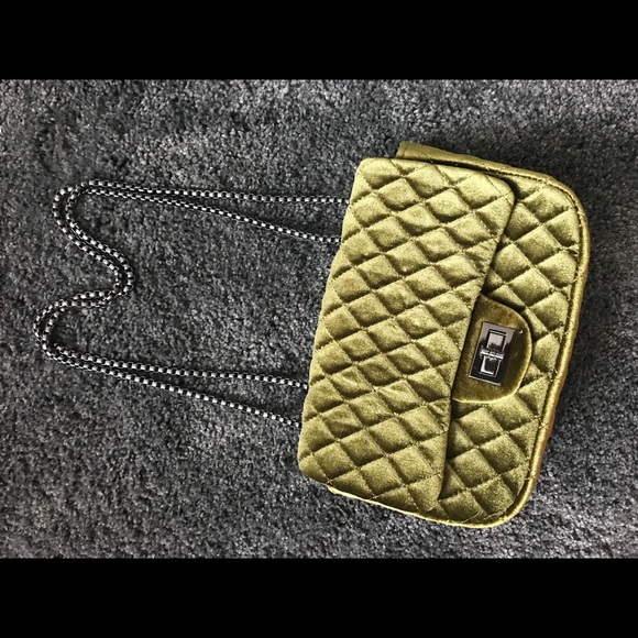 Sude Oliver Green Purse 👜 - Picture 1 of 1